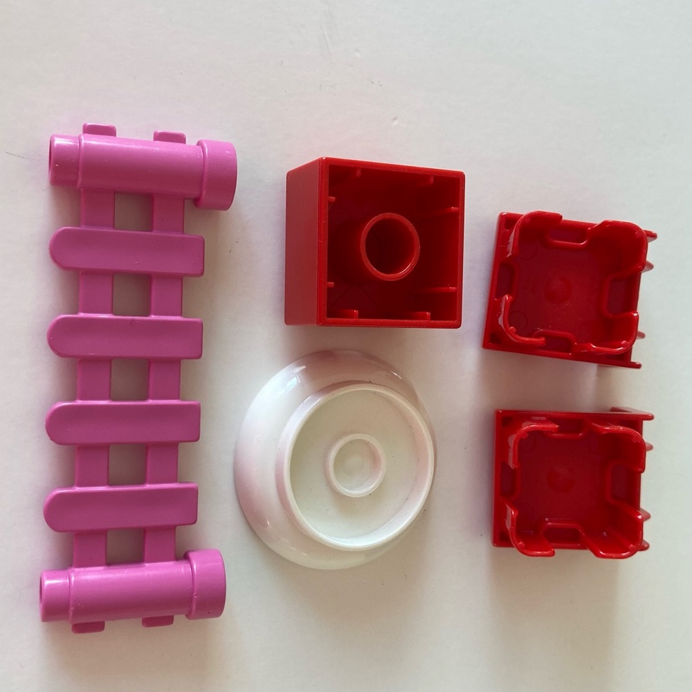 Lego Duplo Snow White Set - Picture 3 of 12